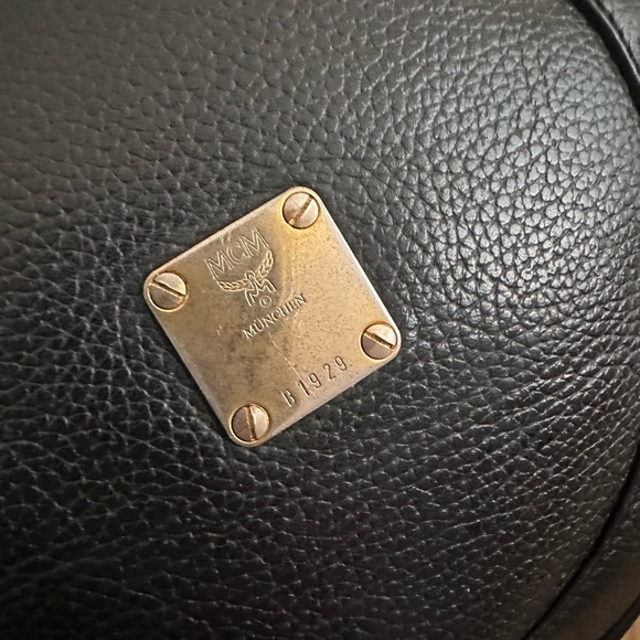 MCM Germany Tambuorine Bag - Picture 16 of 16